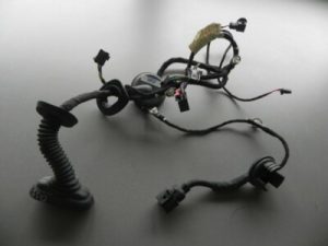 Audi durvju elektroinstalācijas instalācija 4L0971030AE 4L0971030AJ Priekšējā labajā pusē