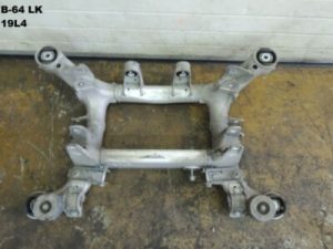 BMW F10 5. sērijas F10 F11 F07 F18 Aizmugurējās ass balsts Aizmugurējās ass balsts 6798545