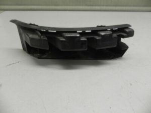 Mercedes E-Class W212 Aizmugurējā bampera kronšteins Kreisais nesējs A2128850965