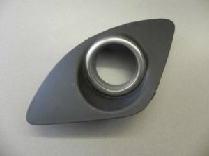 Kia Ceed miglas lukturu vāka rāmis pa labi 86566-1H000