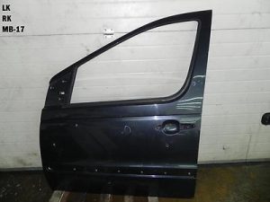 Mercedes Vaneo W414 durvju priekšējā kreisā priekšējā kreisā durvju krāsa 9154 melns ogleklis