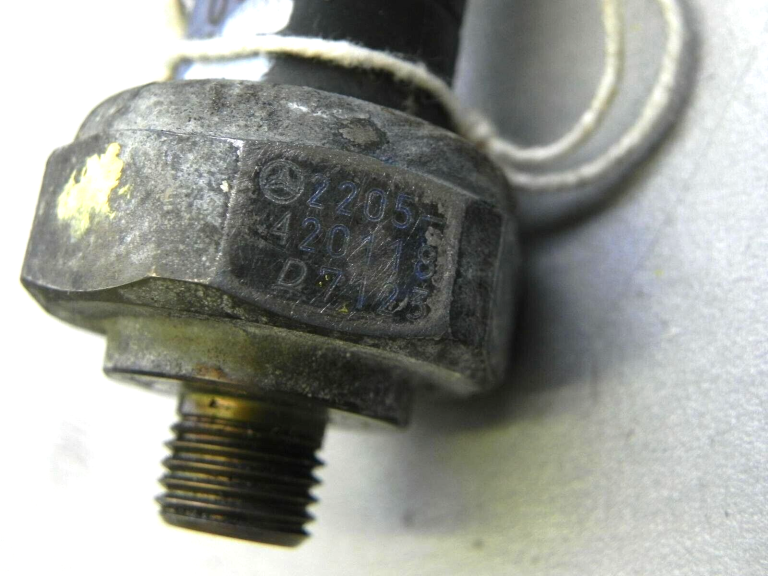 Mercedes A B B C E Klimata sensora spiediena slēdzis W169 W176 W245 W203 W204 W211 W212