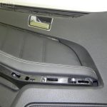 Mercedes W212 5 durvju paneļi aizmugurējais kreisais durvju panelis ādas melns 2127300970