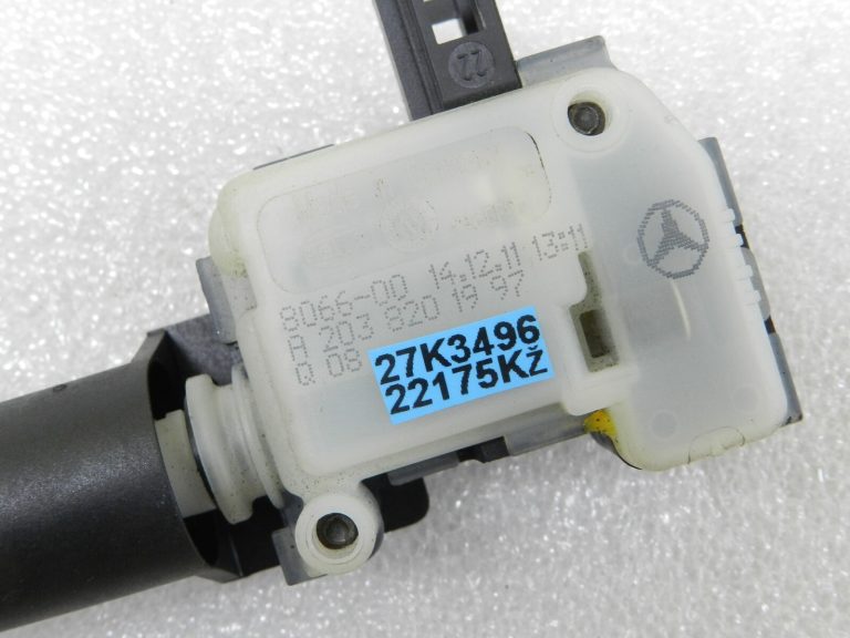Mercedes Benz A B W245 W169 Degvielas uzpildes vāka vārsts A2038201997, A1698201414