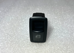 Mercedes W169 W245 W164 W251 Logu regulatora slēdzis aizmugurējais kreisais labais 2518200510