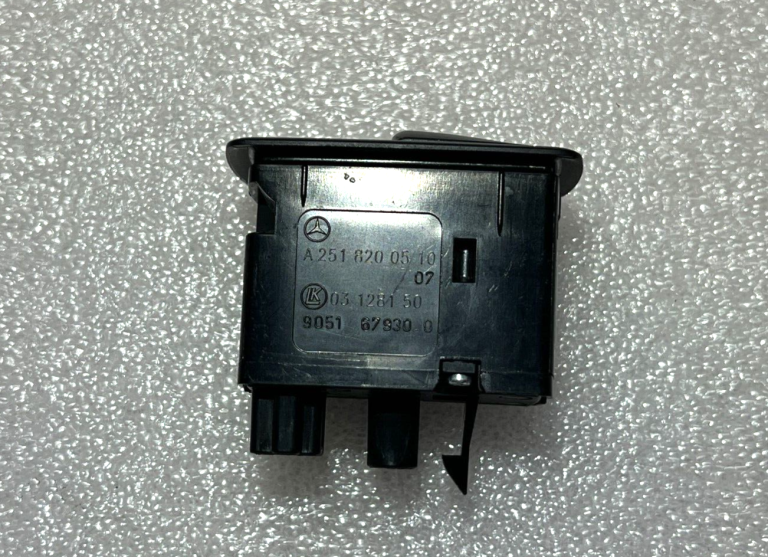 Mercedes W169 W245 W164 W251 Logu regulatora slēdzis aizmugurējais kreisais labais 2518200510