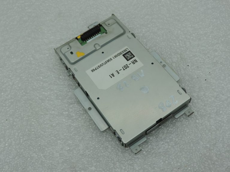 Mercedes W207 W212 W218 Radio vadības bloks A2129007225 Rezerves daļu komponents