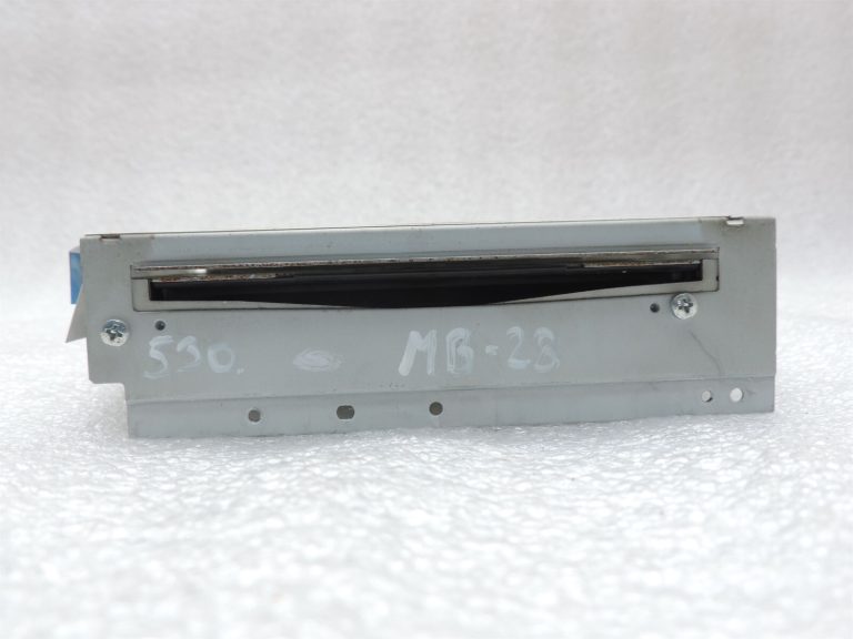 Mercedes W207 W212 W218 Radio vadības bloks A2129007225 Rezerves daļu komponents