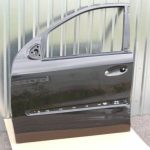 Mercedes ML W164 Durvju priekšējā kreisā priekšējā kreisā krāsa 197U Obsidiāna melna