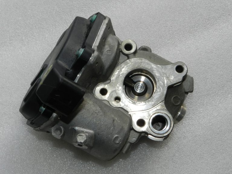 Mercedes Benz C220d W205 EGR vārsts izplūdes gāzu recirkulācija A6511400860 Oriģinālais
