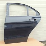 Mercedes W205 Sedans Aizmugurējās kreisās durvis Aizmugurējās kreisās durvis Krāsa 890U Canvasite Blu