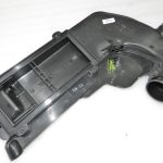 Mercedes W205 C63 AMG 4.0 V8 Amortizatora filtra vāks, labais A1770901401
