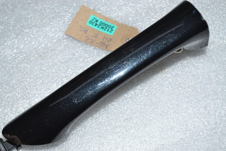 Mercedes-Benz B-klase W245 Ārējais durvju rokturis labajā pusē A1697660002 Cosmos black 191