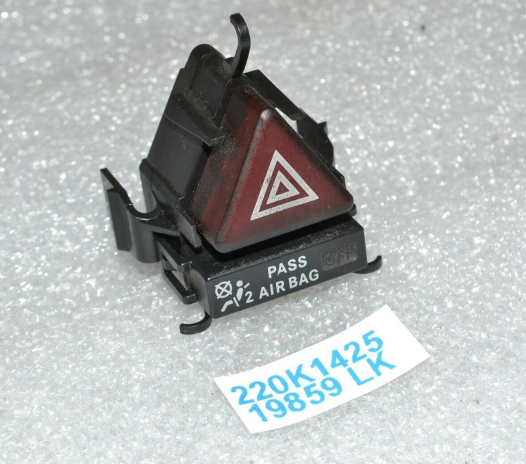 Mercedes-Benz W245 W169 avārijas signāllukturu slēdzis A1698203610