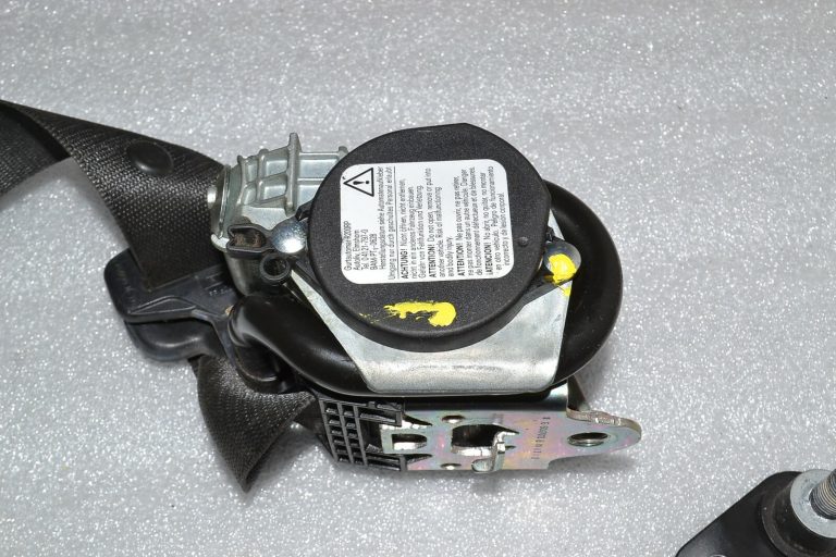 Mercedes-Benz B-Class W245 Priekšējā labā drošības josta A1698607485