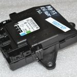 Mercedes-Benz W245 W169 Aizmugurējā labās puses durvju vadības bloks A1698203285