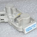 Mercedes-Benz B-klase W245 Aizmugurējās gaismas luktura turētājs iekšpusē pa kreisi A1698200577