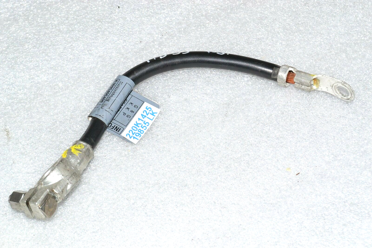 Mercedes-Benz B-Class W245 akumulatora zemējuma kabelis A1695406409 A2205400031