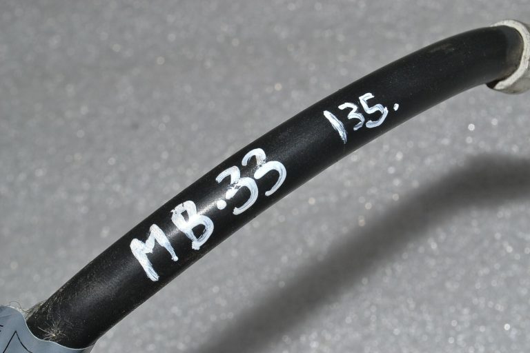 Mercedes-Benz B-Class W245 akumulatora zemējuma kabelis A1695406409 A2205400031