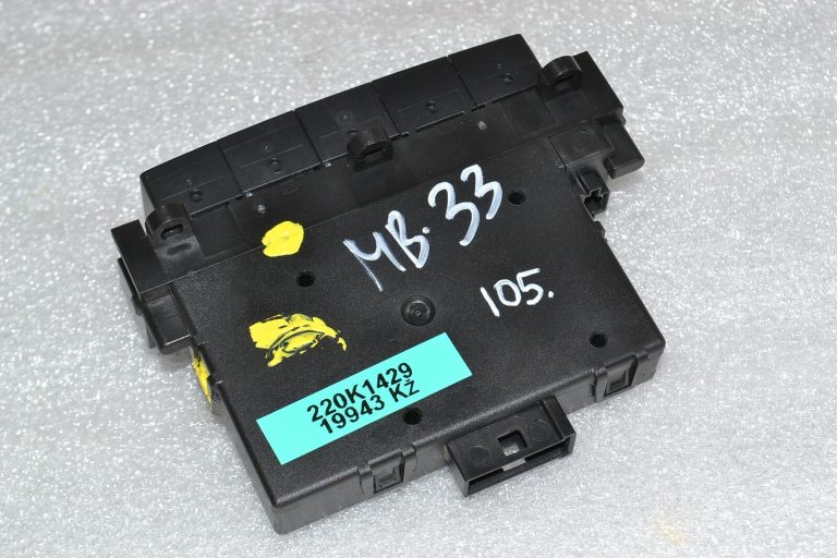 Mercedes-Benz B-klases W245 slēdžu panelis A1698701910 A1698208710 A16987008
