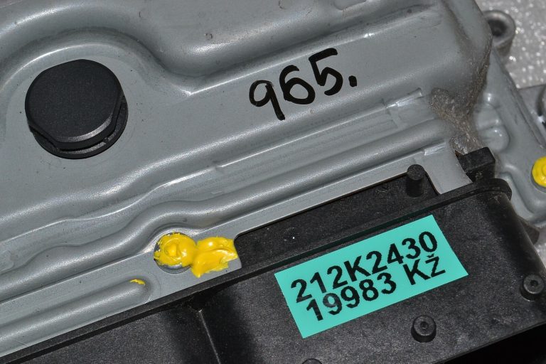 Mercedes-Benz W245 2.0 CDI OM640.940 Dzinēja vadības bloks ECU A6401507934 0281015955