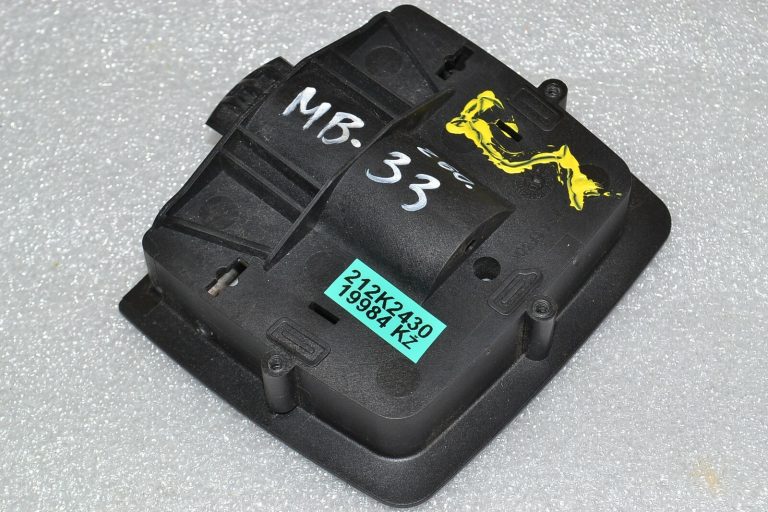 Mercedes-Benz B-Class W245 Kabīnes grīdas rokturis Pacelšanas rokturis A1696803274
