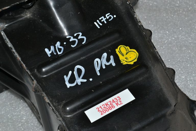 Mercedes-Benz B-Class W245 Bampera balsta kronšteins kreisais A1696202635