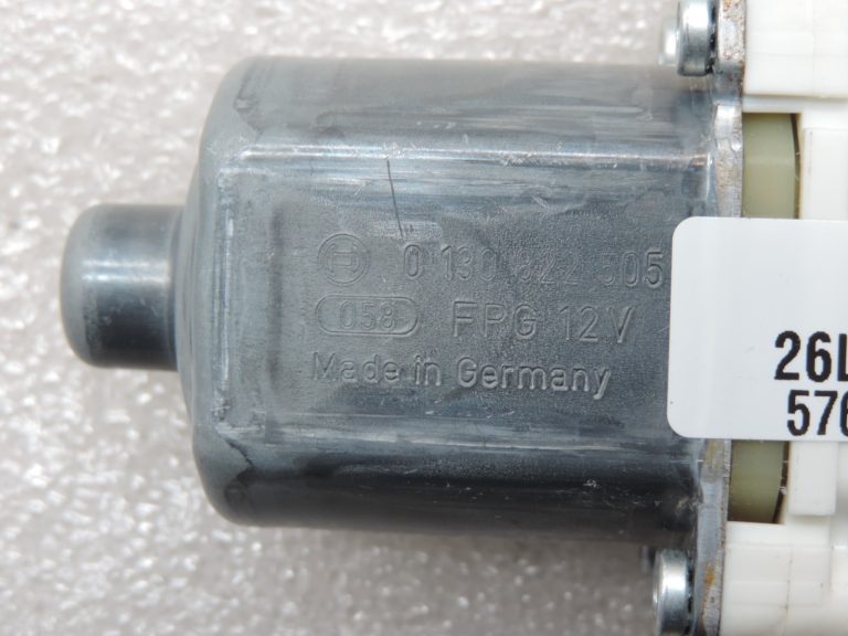 Oriģinālais Mercedes Benz W212 W204 aizmugurējā kreisā loga regulatora motors