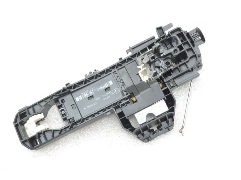 Oriģinālais Mercedes Benz W212 W204 W166 Ārējo durvju rokturu rāmis priekšējais kreisais