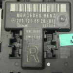 Mercedes Benz W203 C-klases durvju vadības bloks priekšējais labais modulis 2038201485