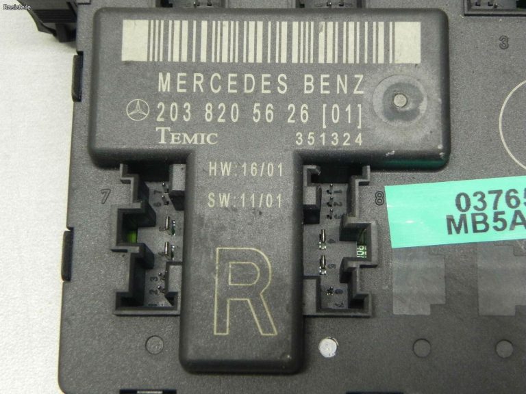 Mercedes Benz W203 C-klases durvju vadības bloks priekšējais labais modulis 2038201485