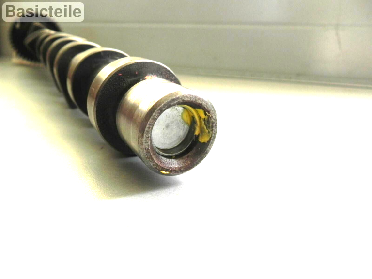 Oriģinālā Mercedes Benz OM 612 2.7 CDI ieplūdes sadales vārpsta OM612 A6120502001