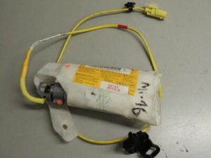 Mitsubishi Lancer vadītāja sēdekļa priekšējā kreisā sēdekļa vadības bloks GA332-01601