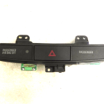 Mitsubishi Lancer GS4 CY2A CZ4A Bīstamības gaismas slēdzis Bīstamības gaismas slēdzis