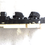 Mitsubishi Space Wagon logu regulatora slēdzis priekšējais kreisais LHD