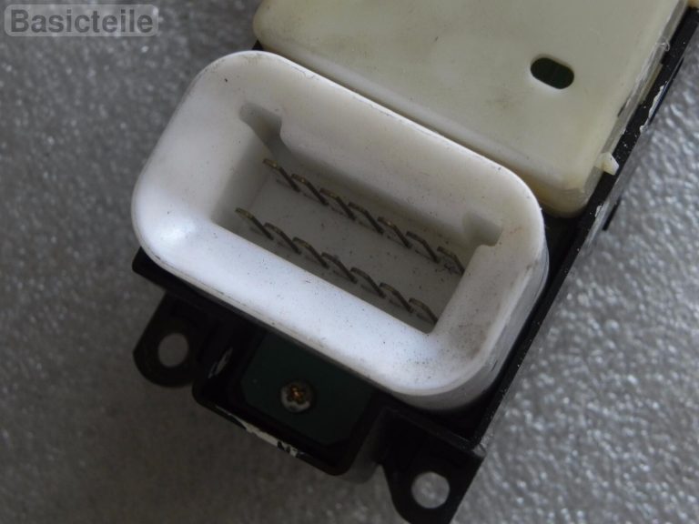 Mitsubishi Space Wagon logu regulatora slēdzis priekšējais kreisais LHD