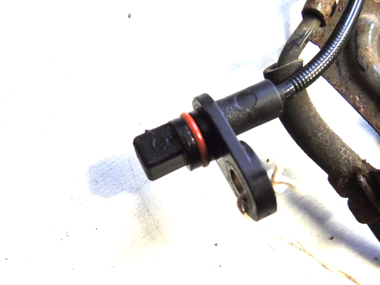 Oriģinālais Mitsubishi Lancer 2007-2017 ABS sensors aizmugurējais kreisais MN116243 4670A579