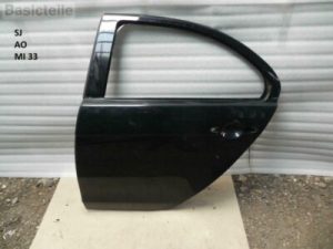 Mitsubishi Lancer Sportback durvju aizmugurējās kreisās durvis Aizmugurējās kreisās durvis krāsotas X42B