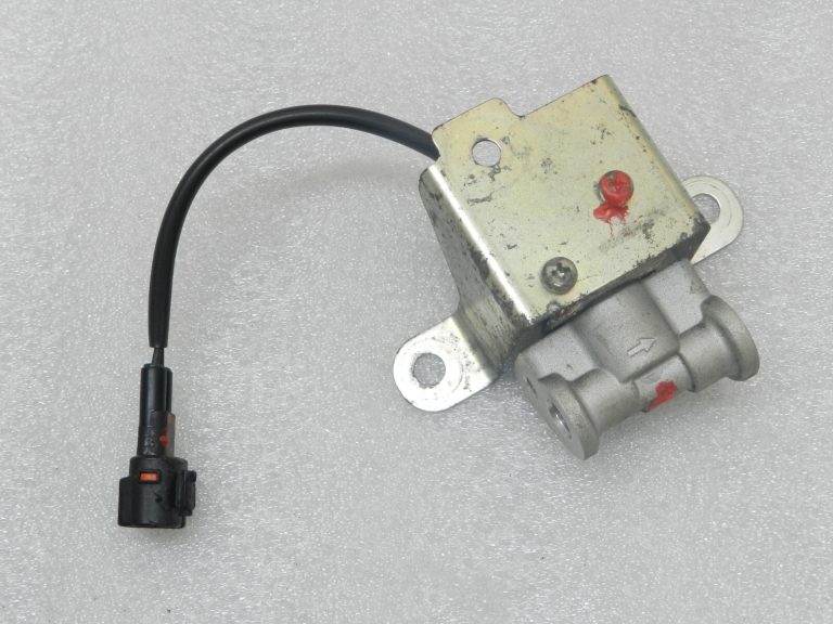 Mitsubishi Outlander III gaisa kondicionētājs AC cauruļvadu solenoīda vārsts 7815A958