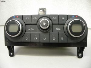 Nissan Qashqai Climate control panel Control panel Klimatronic 27500JD45D