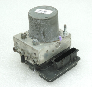 Nissan Qashqai J10 ABS sūknis 47660JD77A 47660JD01D 0265230686 88925U0156