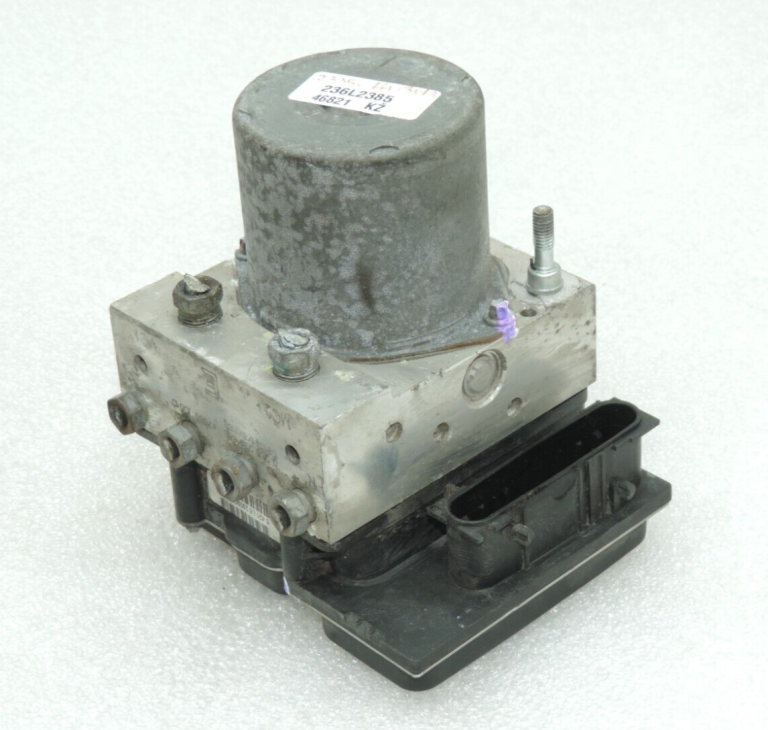 Nissan Qashqai J10 ABS sūknis 47660JD77A 47660JD01D 0265230686 88925U0156