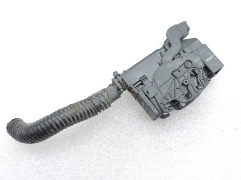 Nissan Qashqai J10 ABS sūkņa savienotājs 47660JD77A 47660JD01D 0265230686 88925U0156