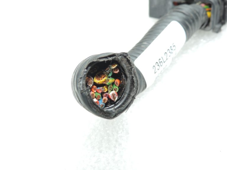 Nissan Qashqai J10 ABS sūkņa savienotājs 47660JD77A 47660JD01D 0265230686 88925U0156