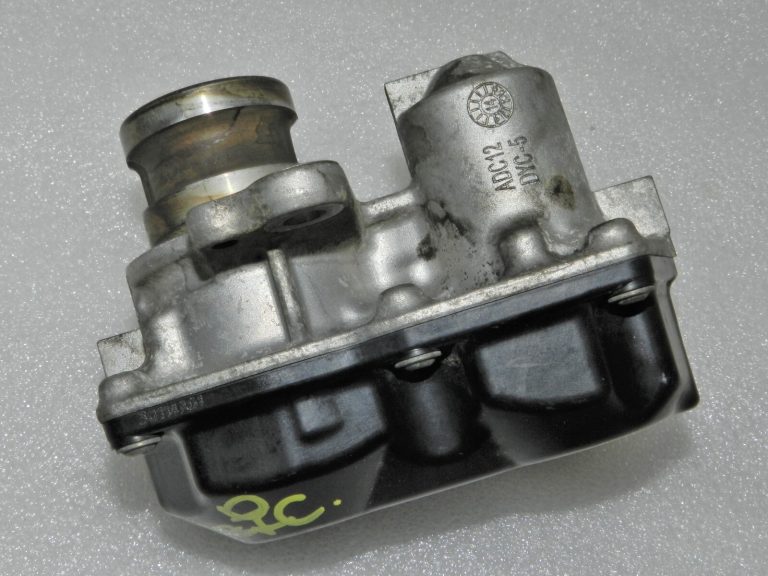 Oriģinālais Nissan Qashqai J11 1.6 DCi izplūdes gāzu recirkulācijas EGR vārsts 1471000Q1B, 147109816R