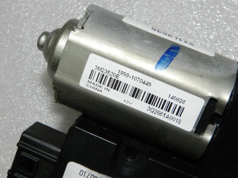 Nissan Qashqai II (J11) jumta pārsega motors 1999-1070449, 3M23777F oriģināls