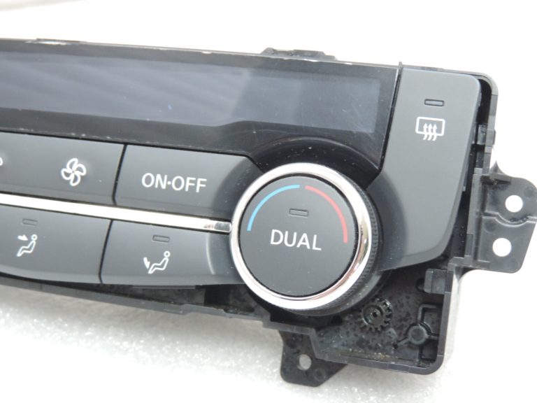 Nissan Qashqai J11 Klimata kontroles panelis Sildītāja kontroles panelis Sildītāja kontrole 275004EA0A