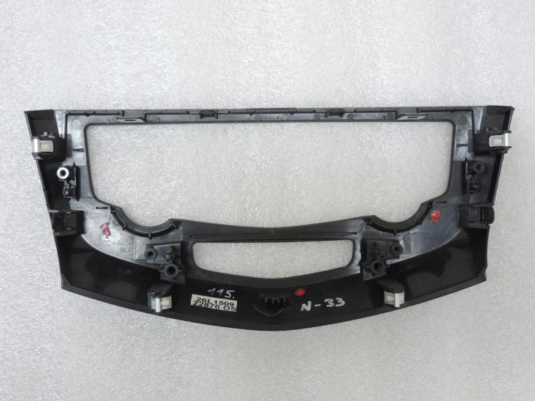 Nissan Qashqai J11 instrumentu paneļa klimata kontroles paneļa pārsegs spīdīgi melns