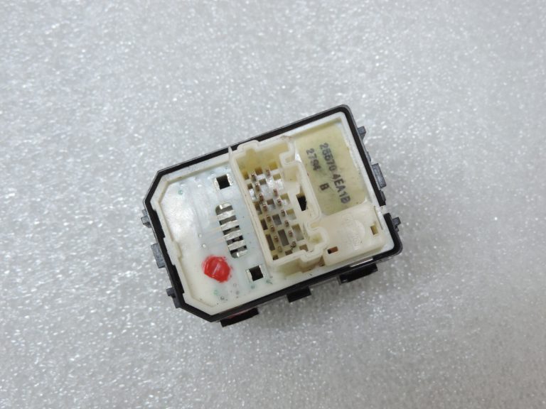 Nissan Qashqai J11 ārējā spoguļa kontrolieris spoguļa slēdzis spoguļa slēdzis salokāms