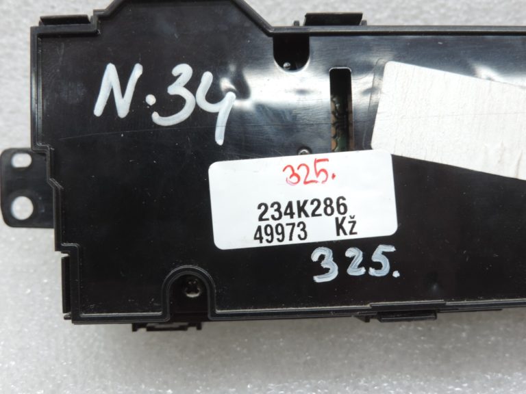 Oriģinālais Nissan Qashqai II (J11) Klimata kontroles panelis Sildītāja kontroles panelis 27500HV70A